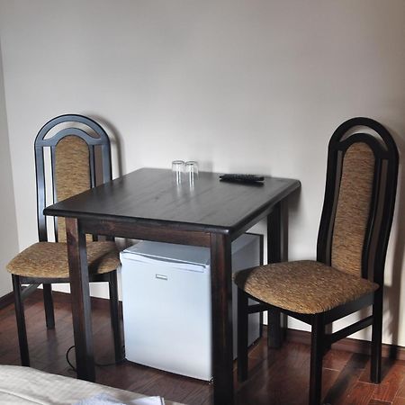 Hotelik Hermes Pieniezno Bilik gambar